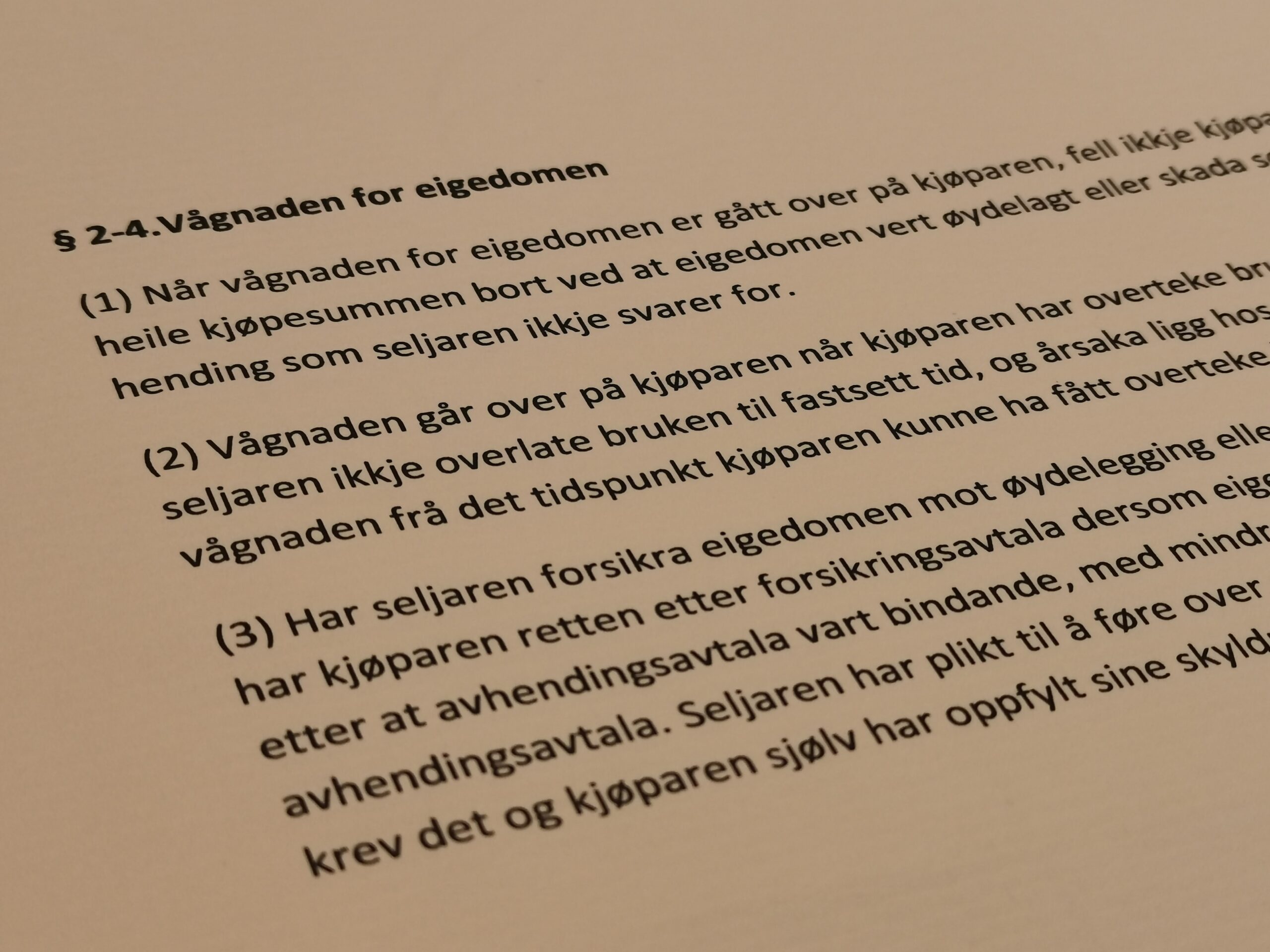 Avhendingsloven paragraf 2-4 med lovkommentar