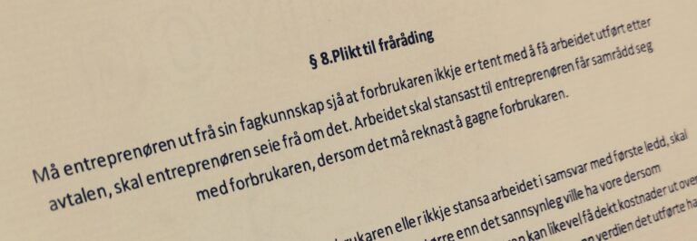 Bustadoppføringslova paragraf 8 med lovkommentar